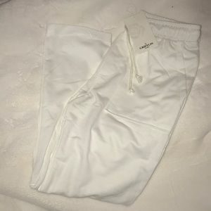 High Waisted Front Pocket White Joggers